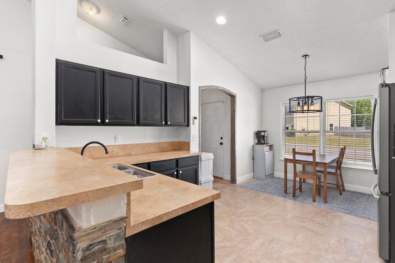 Photo 11 of 3808 Falcon Crest Dr, Green Cove Springs, FL 32043, photographed by Megapixeler
