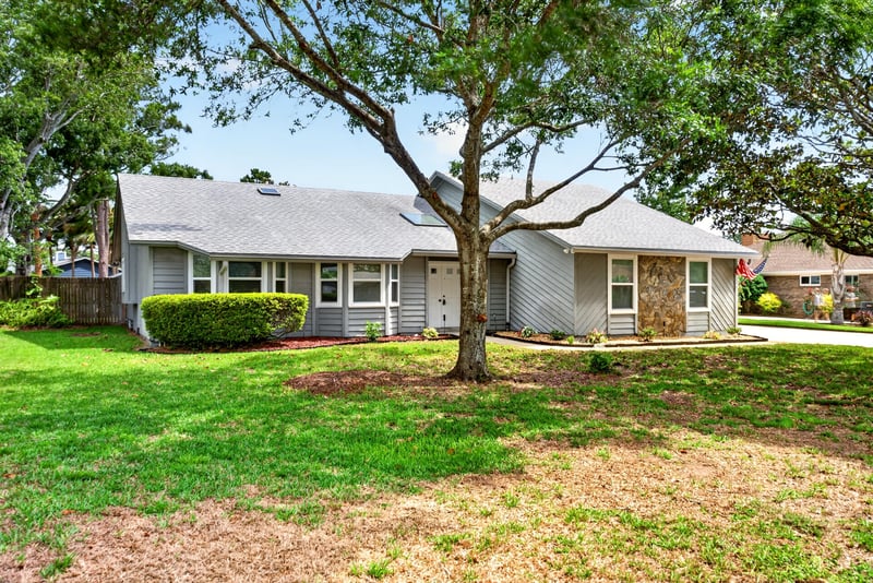 Photo 2 of 622 Valley Forge Rd N, Neptune Beach, FL 32266, photographed by Megapixeler