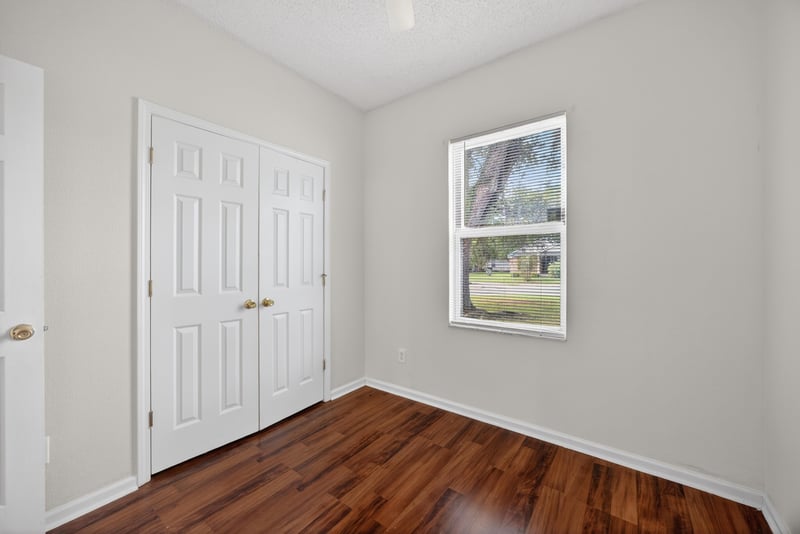 Photo 23 of 821 Oak Arbor Cir, Jacksonville, FL 32206, photographed by Megapixeler