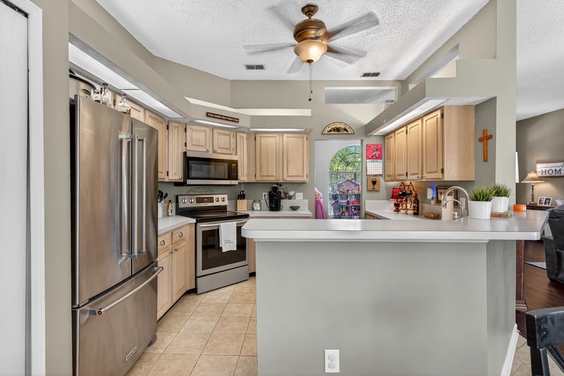 Photo 16 of 629 Hummingbird Ct, Jacksonville, FL 32259, photographed by Megapixeler