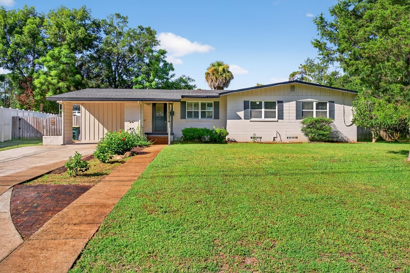 Photo 1 of 6942 Waikiki Rd, Jacksonville, FL 32216, photographed by Megapixeler