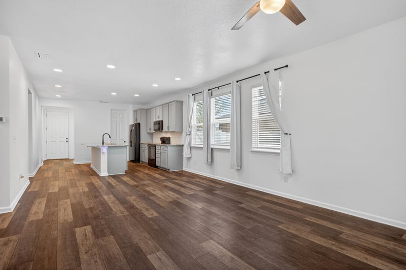 Photo 9 of 1062 Persimmon Dr, Middleburg, FL 32068, photographed by Megapixeler