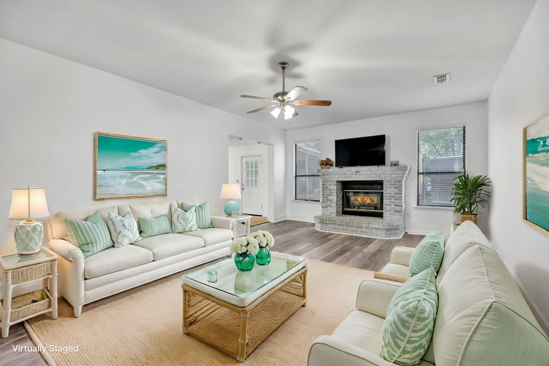 Family Room at 8626 Taylor Field Rd, Jacksonville, FL 32244