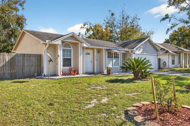 yirayma (1) at 7613 Chelmsford Dr, Jacksonville, FL 32244