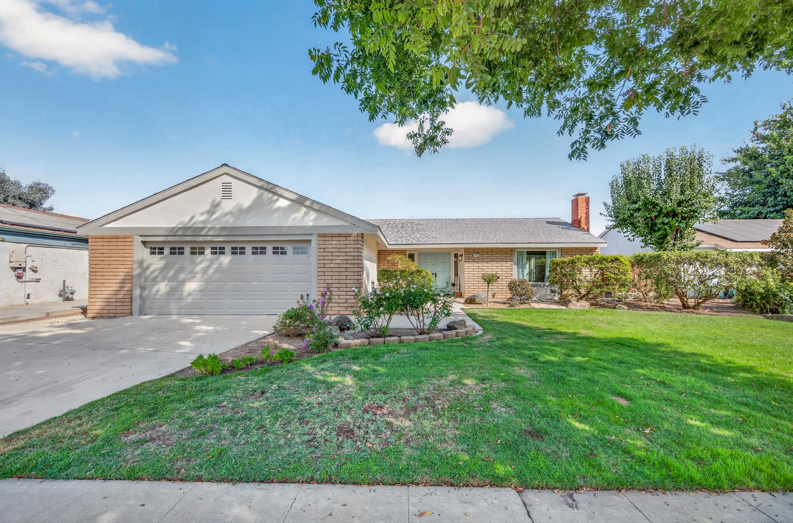 3208 E Palo Alto Ave, Fresno