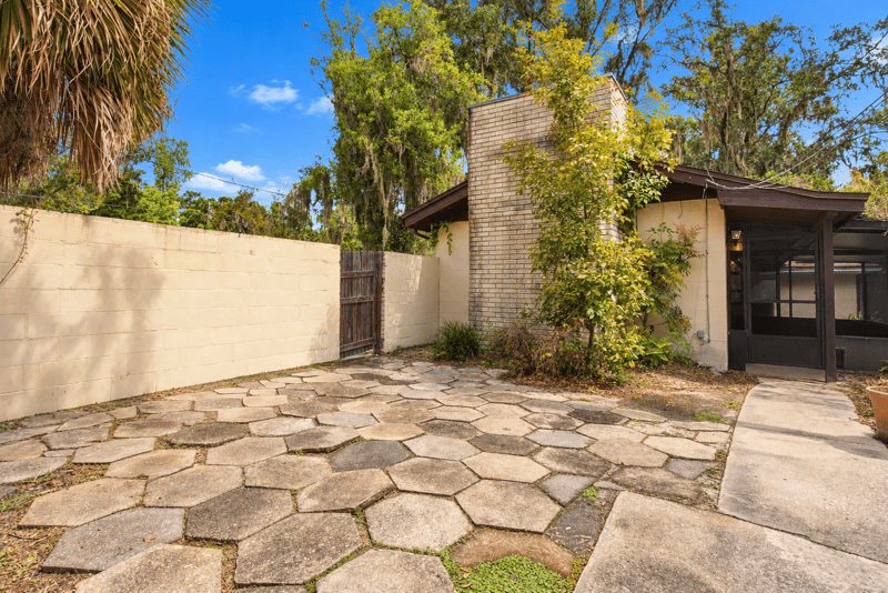 Real estate photo 69, photographed by Megapixeler on Hyde Grove Ave, Jacksonville