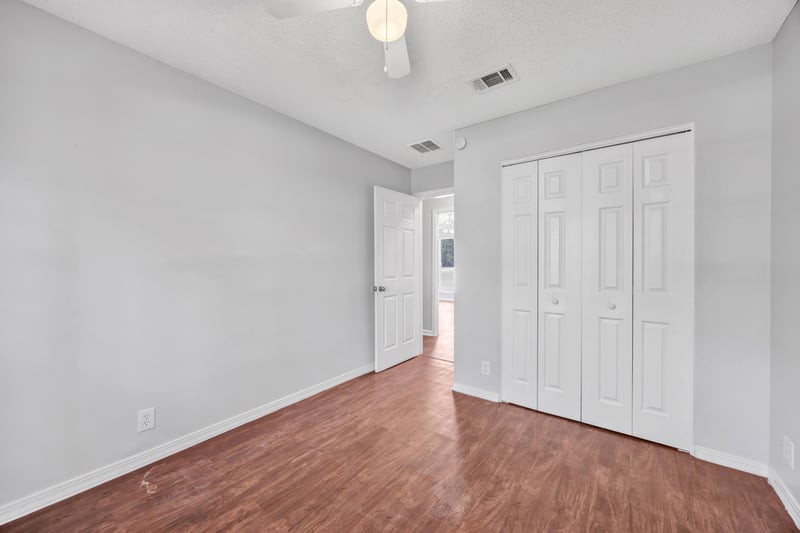 Photo 33 of 6124 Blank Dr W, Jacksonville, FL 32244, photographed by Megapixeler