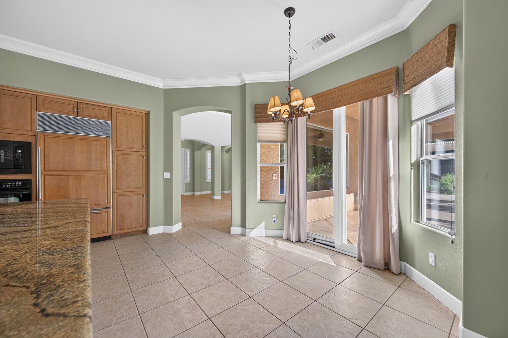 11 W Jordan Ave, photo 29
