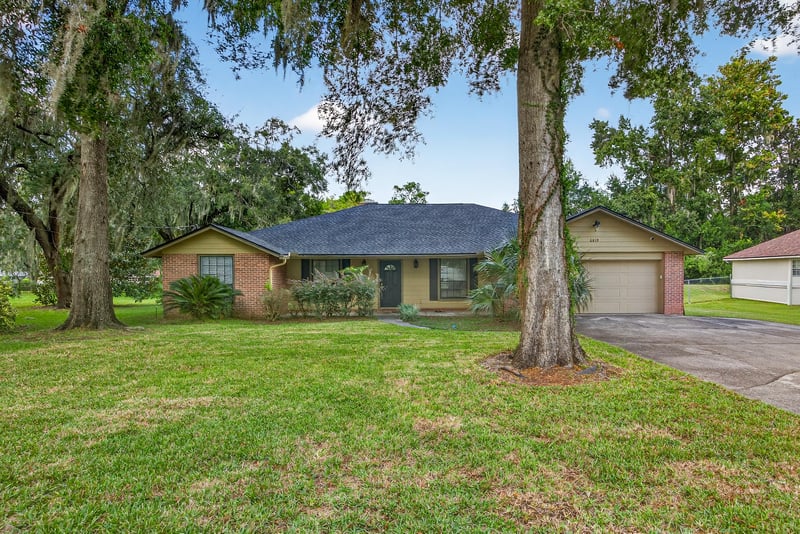 Photo 3 of 6819 Mc Mullin St, Jacksonville, FL 32210, photographed by Megapixeler