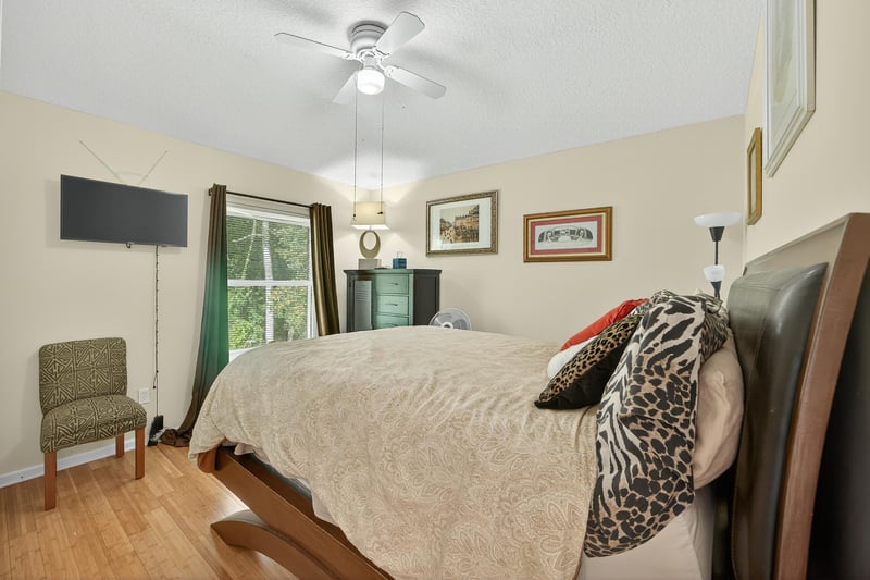 Photo 31 of 601 Reflection Cove Rd, Jacksonville, FL 32218, photographed by Megapixeler