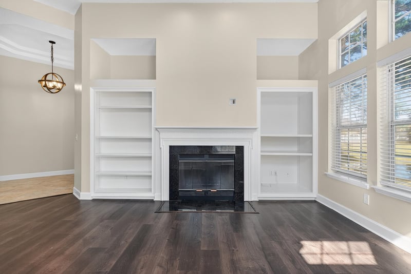 Family Room at 577 Hunters Grove Ct, Orange Park, FL 32073