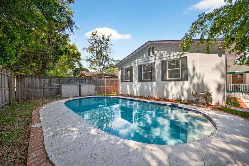 Photo 37 of 4220 Genoa Ave, Jacksonville, FL 32210, photographed by Megapixeler
