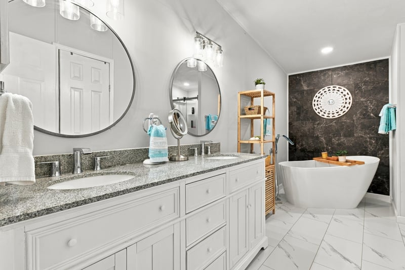 Primary bathroom vanity, photographed by Megapixeler on Secret Cove Rd, Middleburg, FL