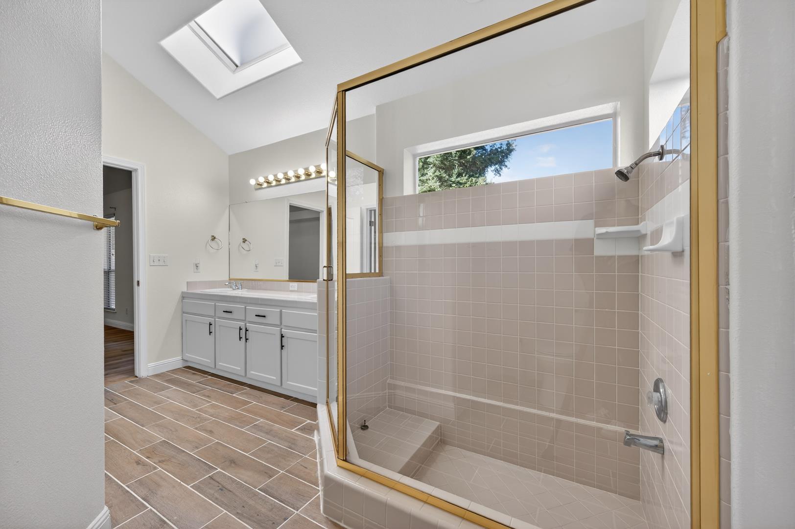 10291 N Whitney Ave., photo 32