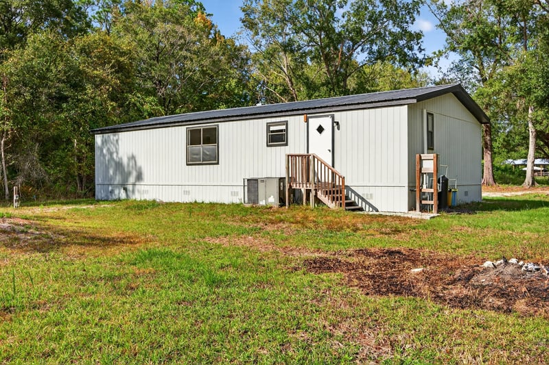Photo 33 of 2227 SE 138th Dr, Starke, FL 32091, photographed by Megapixeler