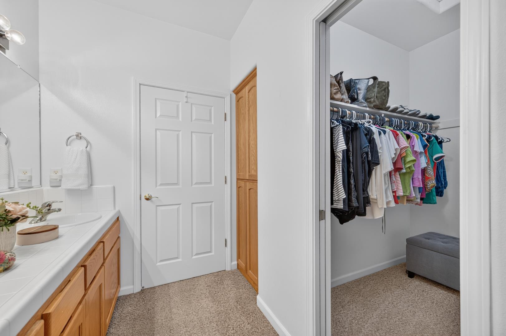 337 Village Dr, photo 63