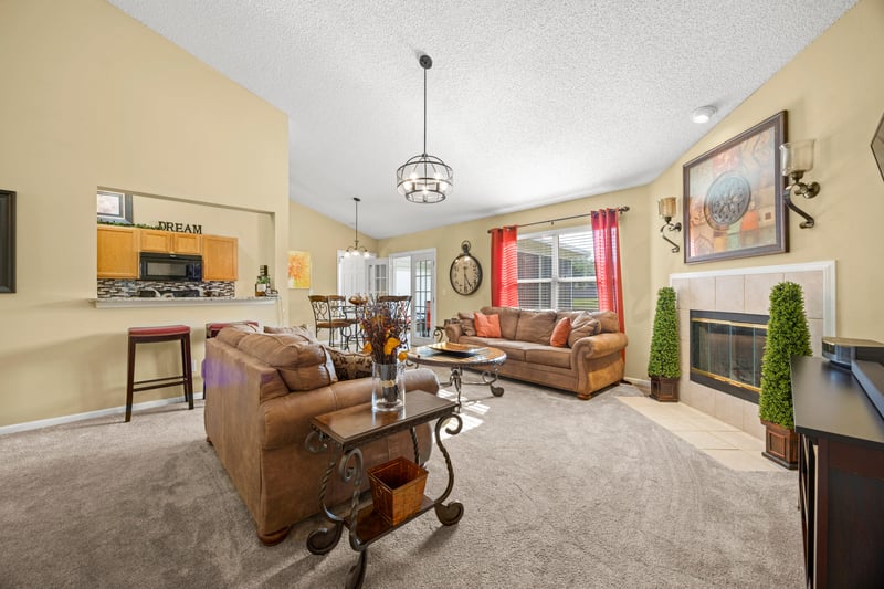 Photo 15 of 10907 Taurina Ridge Dr, Jacksonville, FL 32218, photographed by Megapixeler