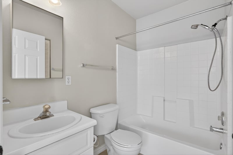Primary Bath at 340 E Ashley St, Jacksonville, FL 32202
