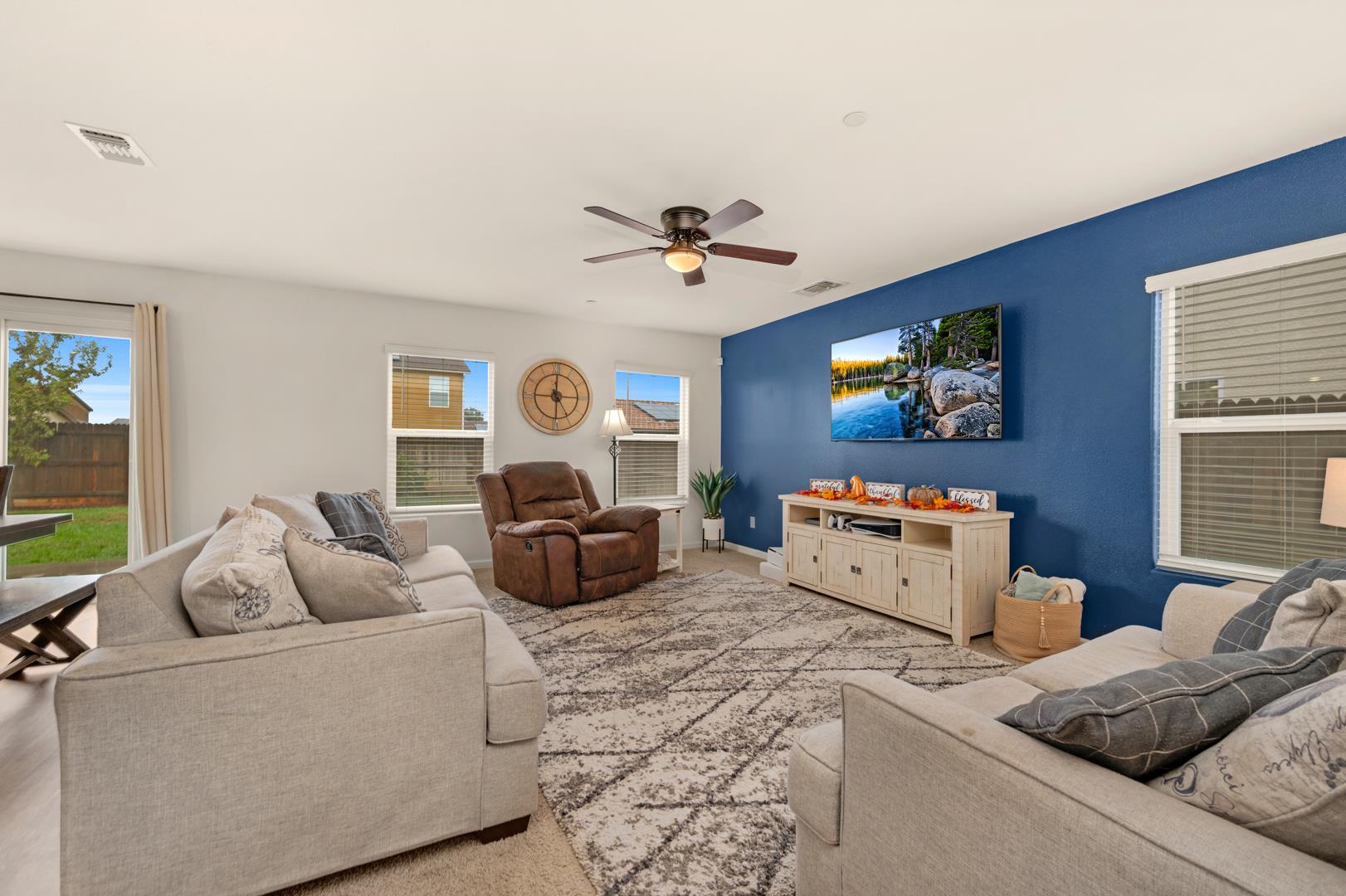 5566 W Farrin Ave, photo 10