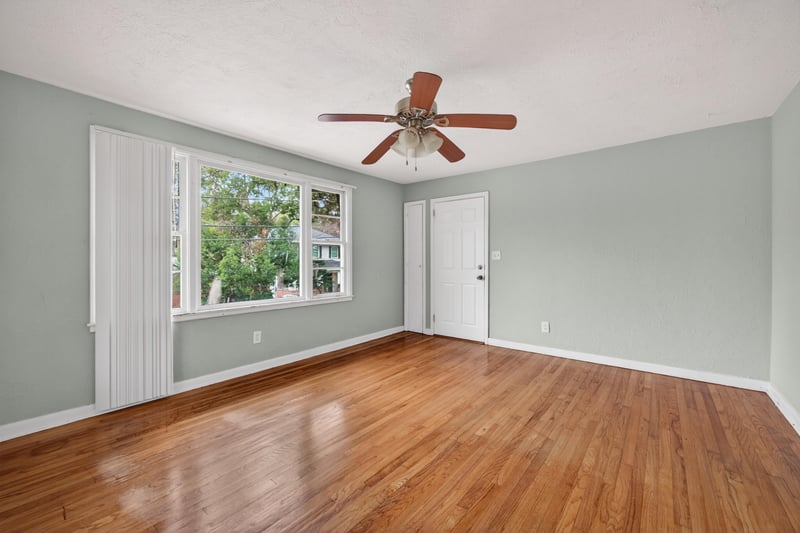 Photo 5 of 1265 Donald St apt 4, Jacksonville, FL 32205, photographed by Megapixeler