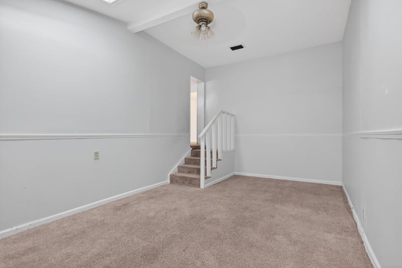 Family Room at 7248 Stonehurst Rd N, Jacksonville, FL 32277