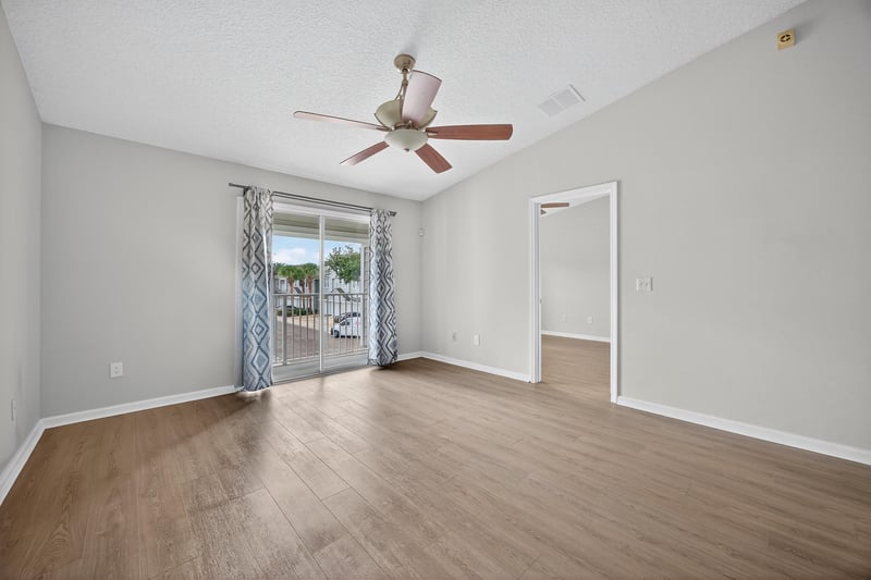 Photo 7 of 7055 Deer Lodge Cir #105, Jacksonville, FL 32256, photographed by Megapixeler