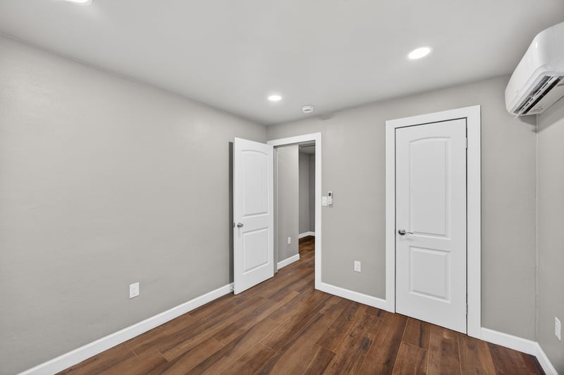 Photo 16 of 1741 Tyler St, Jacksonville, FL 32209, photographed by Megapixeler