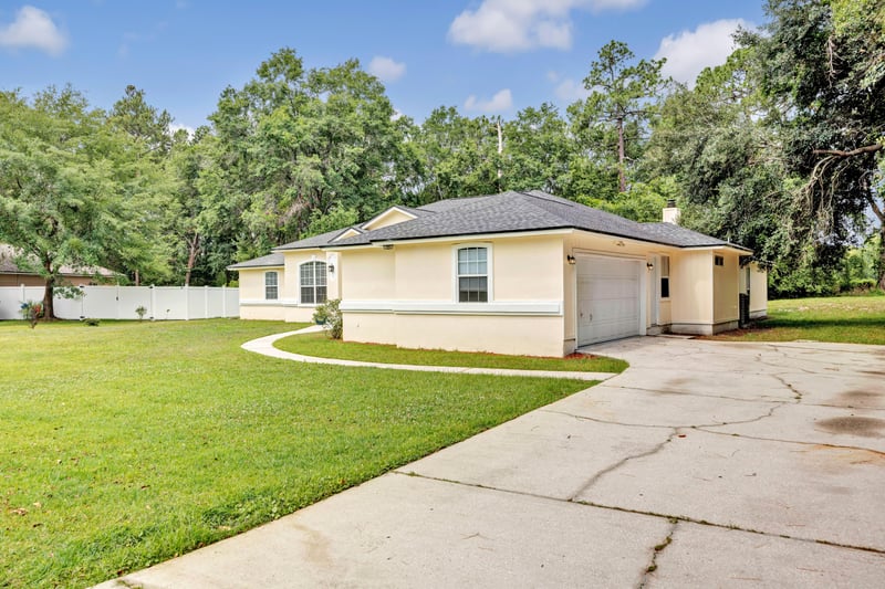 Photo 3 of 462 Jax Estates Dr S, Jacksonville, FL 32218, photographed by Megapixeler