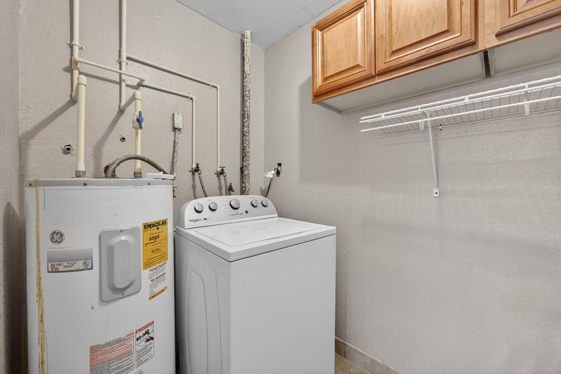 Photo 31 of 2137 Burgoyne Dr, Jacksonville, FL 32208, photographed by Megapixeler