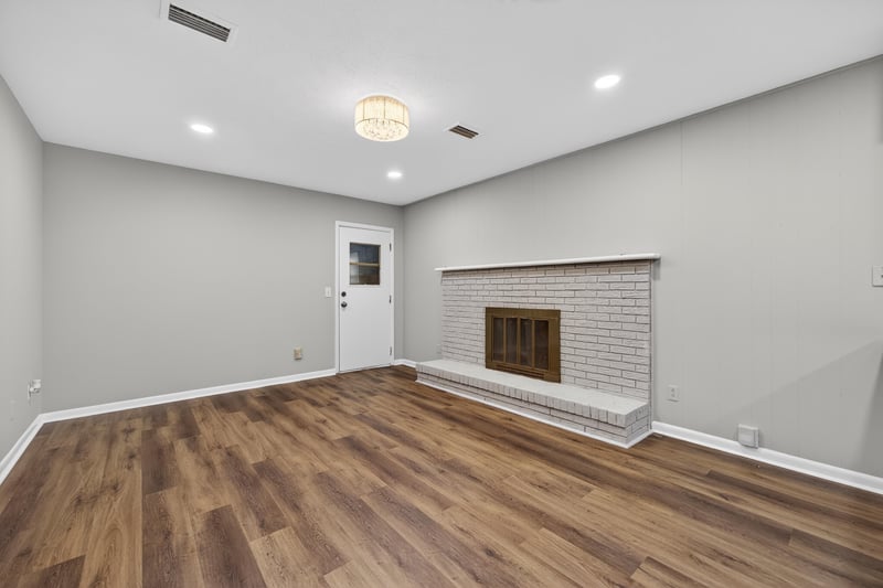 Photo 13 of 8015 Jaguar Dr, Jacksonville, FL 32244, photographed by Megapixeler