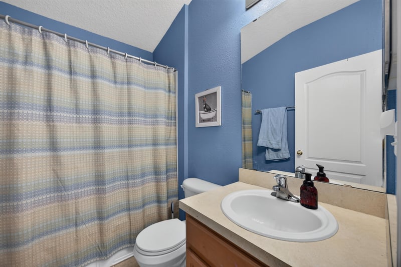 Bathroom with tub-shower combo at 2065 Creekmont Dr