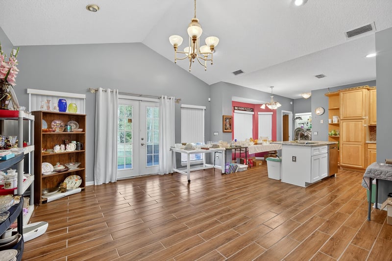Photo 7 of 11319 Simmons Rd, Jacksonville, FL 32218, photographed by Megapixeler