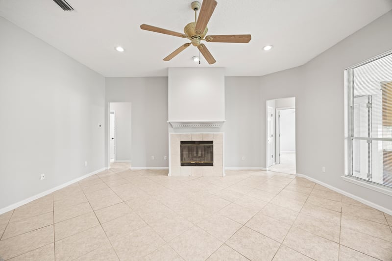 Linda (40) at 1625 Pinecrest Dr, Orange Park, FL 32003