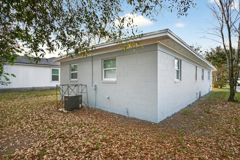 Photo 30 of 2028 Hartridge St, Jacksonville, FL 32209, photographed by Megapixeler