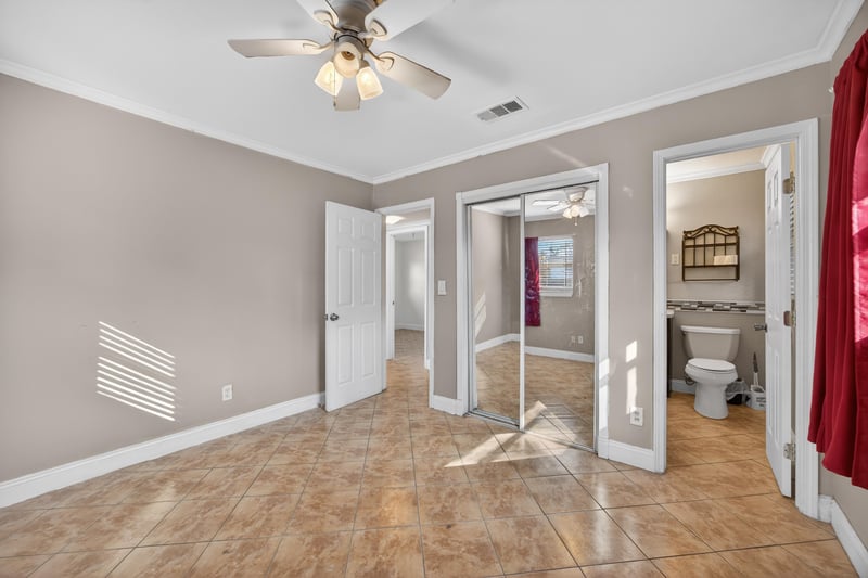 Photo 21 of 5134 Damascus Rd S, Jacksonville, FL 32207, photographed by Megapixeler