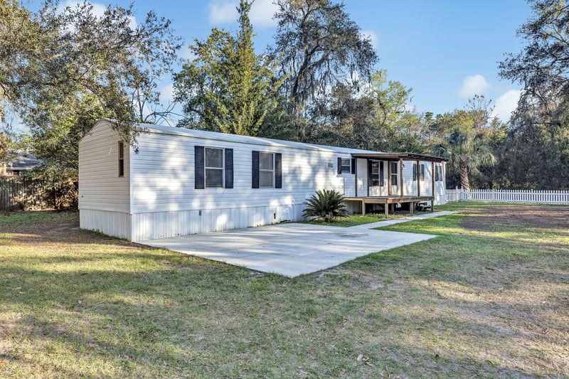 Photo 47 of 32 Neighbors Cove Rd unit b, Orange Park, FL 32065, photographed by Megapixeler