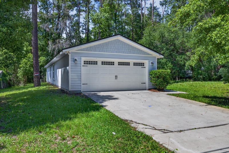 Photo 2 of 3029 Bessent Rd, Jacksonville, FL 32218, photographed by Megapixeler