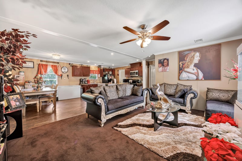 Photo 7 of 6776 Townsend Rd, Jacksonville, FL 32244, photographed by Megapixeler