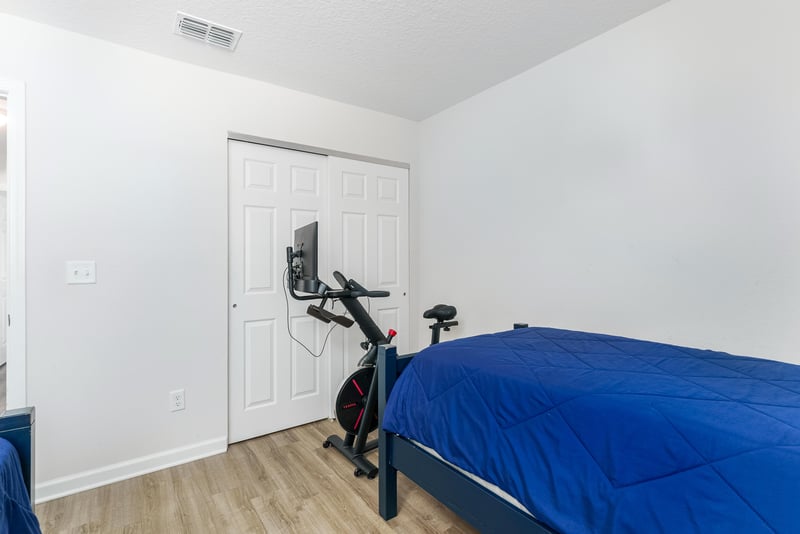 Photo 22 of 5925 111th St, Jacksonville, FL 32244, photographed by Megapixeler