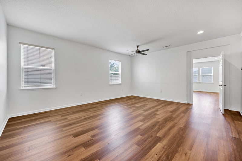 Photo 10 of 12248 Woodview Dr, Jacksonville, FL 32246, photographed by Megapixeler