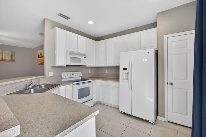Photo 10 of 7152 Stonelion Cir, Jacksonville, FL 32256, photographed by Megapixeler