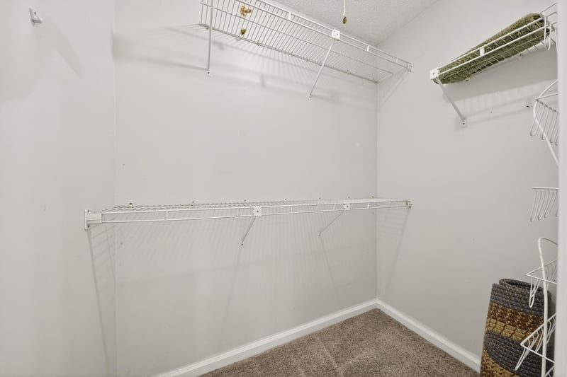 Photo 30 of 1425 Pinetree Rd, Jacksonville, FL 32207, photographed by Megapixeler