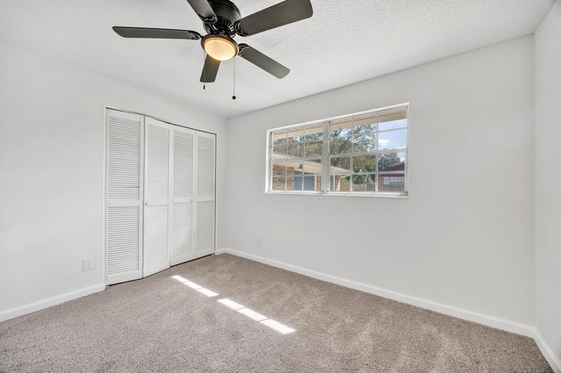 Photo 20 of 947 Grove Park Dr E, Orange Park, FL 32073, photographed by Megapixeler