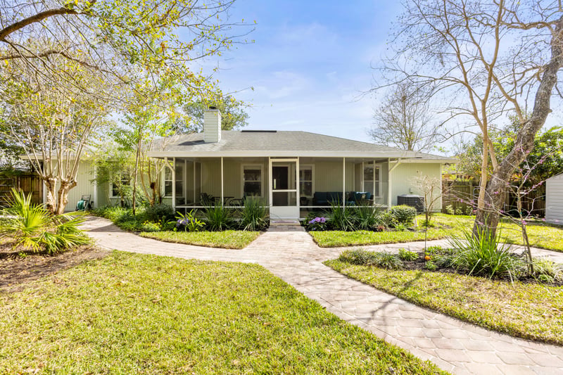 Photo 44 of 10928 Copper Hill Dr, Jacksonville, FL 32218, photographed by Megapixeler