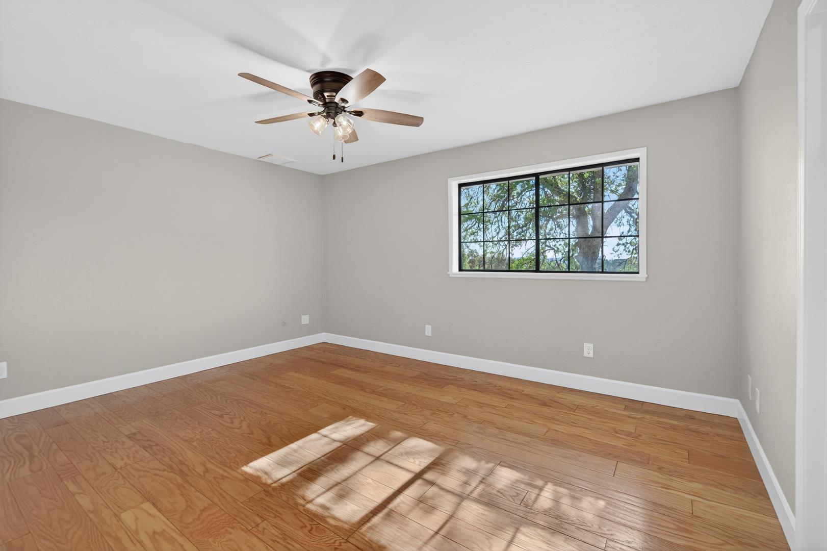 30919 Auberry Rd, photo 72