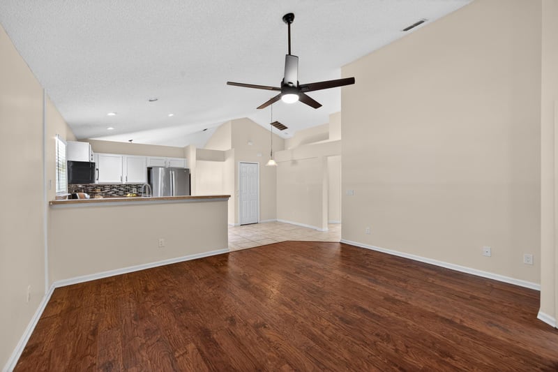 Photo 12 of 10908 Acorn Park Ct, Jacksonville, FL 32218, photographed by Megapixeler