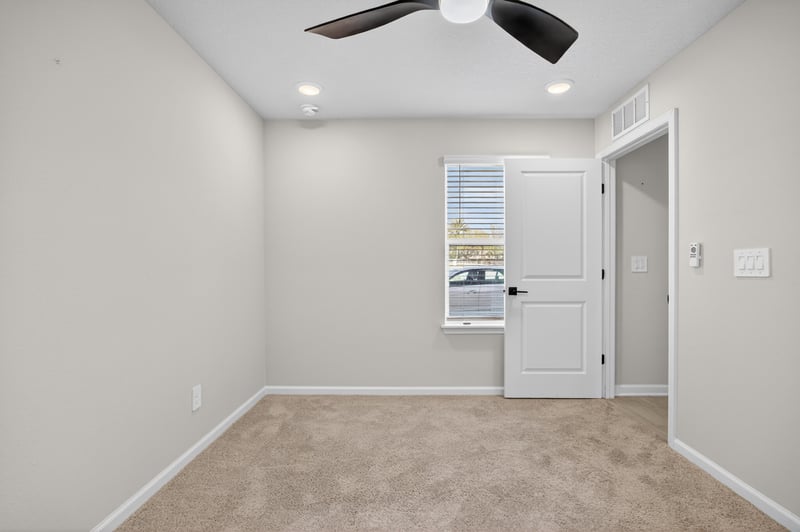 Photo 18 of 1093 Farwell St, Jacksonville, FL 32204, photographed by Megapixeler