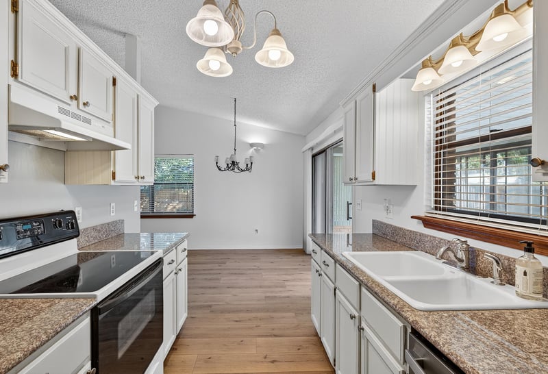 Photo 14 of 603 Benjamin Harrison St, Orange Park, FL 32073, photographed by Megapixeler