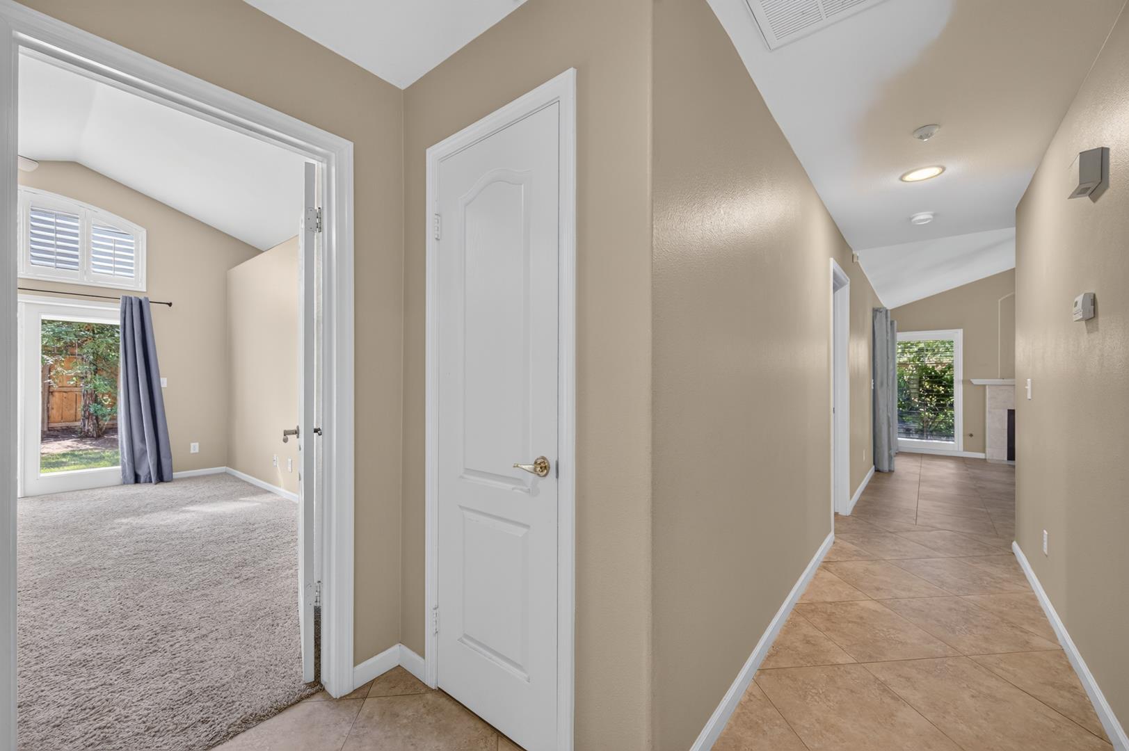 1327 E La France Dr, photo 38