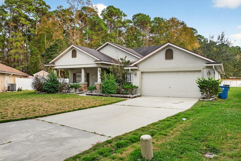 Front Right at 14344 Summer Breeze Dr, Jacksonville, FL 32218